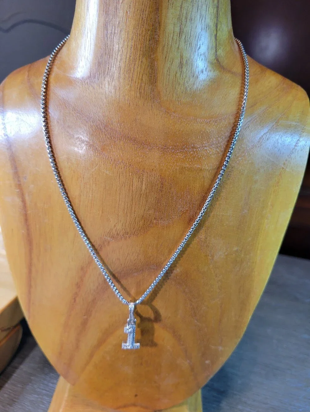 Elegant Silver-Tone Number 1 Pavé Rhinestone Pendant Necklace Costume Jewelry